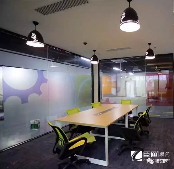 1544606286314390.jpg 640.webp (17).jpg