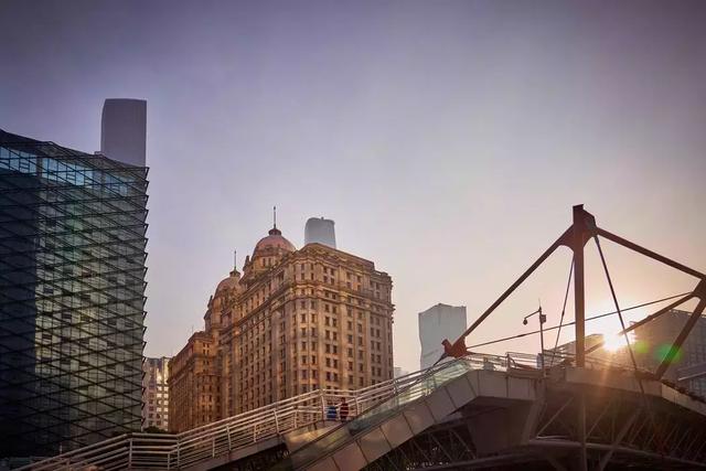 廣東推園區(qū)的生猛，超乎我的想象